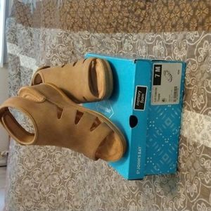 Size 7M St. John's Bay wedge sandal.